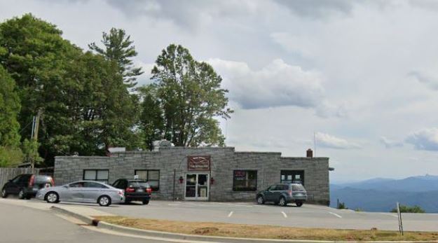 8960 Valley Blvd, Blowing Rock, NC for sale - Building Photo - Image 1 of 1