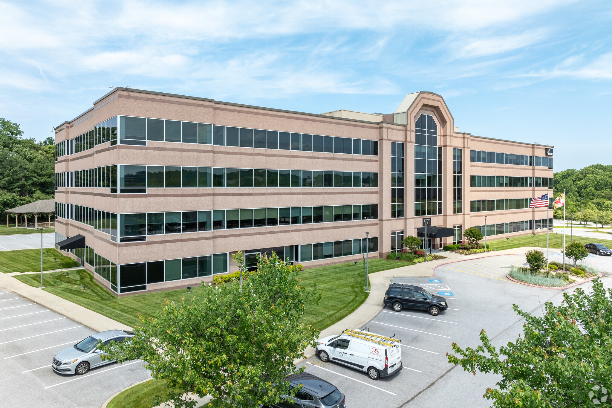 971 Corporate Blvd, Linthicum, MD for lease Primary Photo- Image 1 of 7