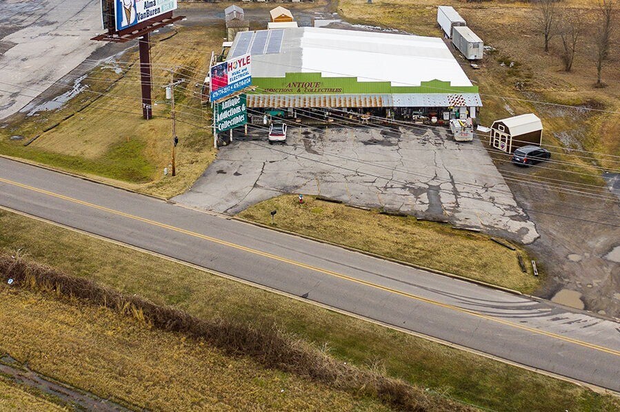 2400 W Clark Rd, Clarksville, AR for sale Building Photo- Image 1 of 1