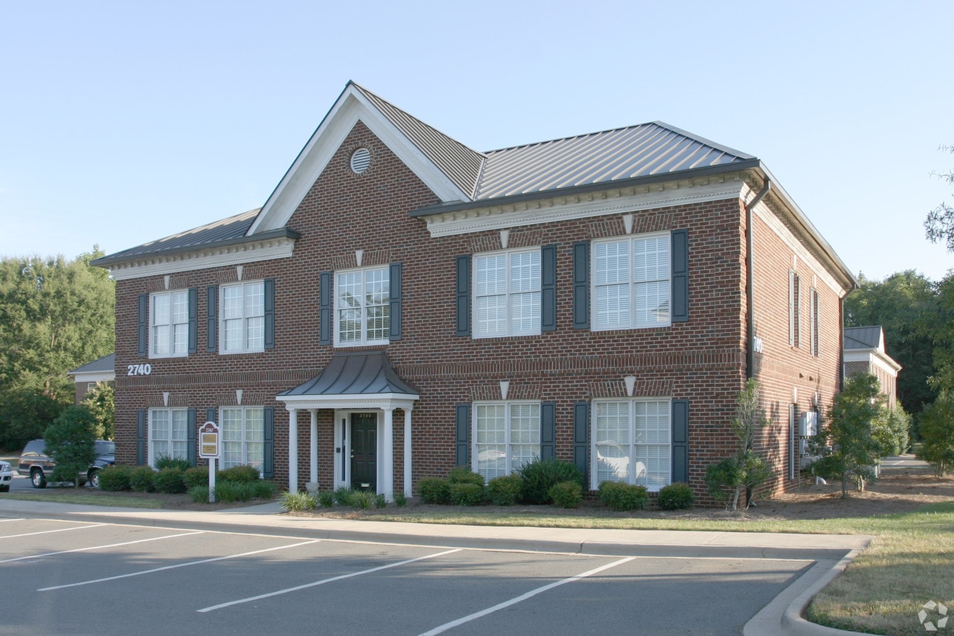 2740 E WT Harris Blvd, Charlotte, NC 28213