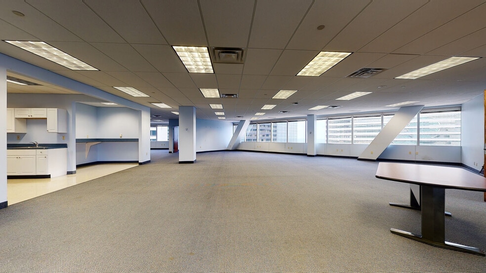 1375 E 9th St, Cleveland, OH for lease - Matterport 3D Scan - Image 3 of 31