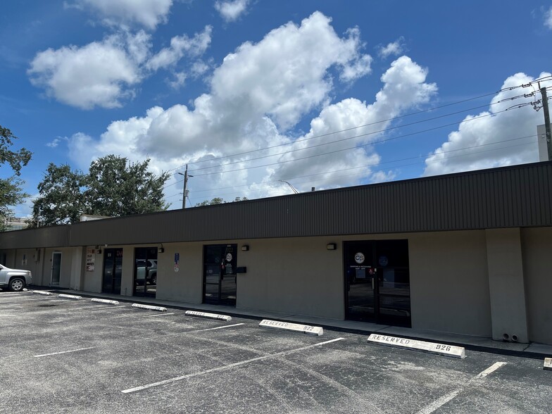 918-928 14th St W, Bradenton, FL for lease - Building Photo - Image 2 of 6