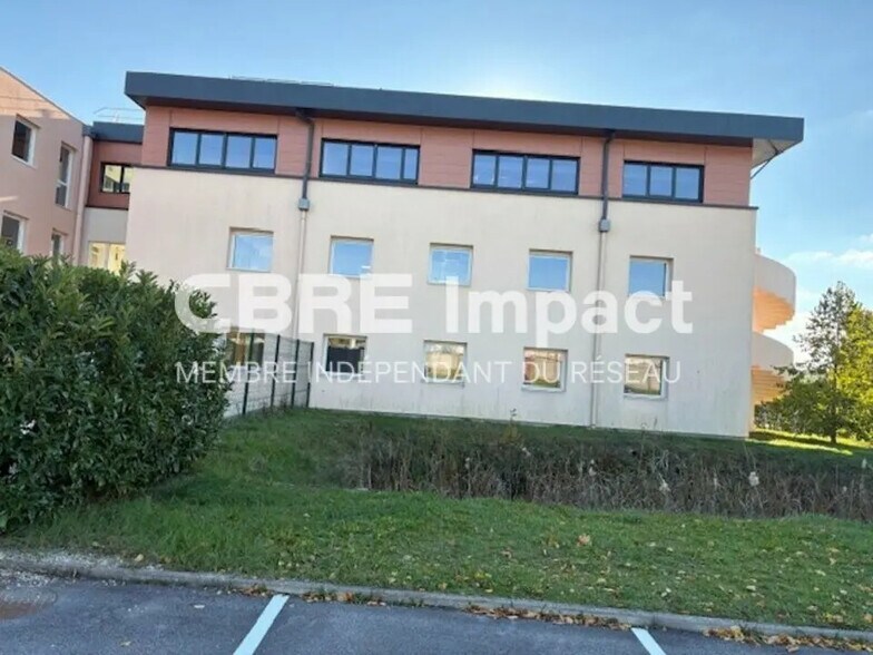 Office in Dijon for lease - Building Photo - Image 3 of 30