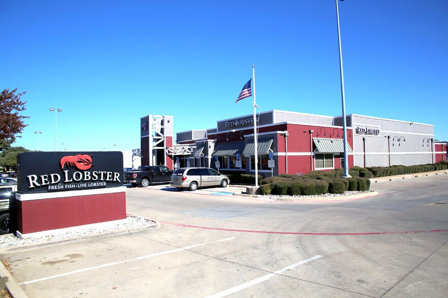 4233 S Cooper St, Arlington, TX for sale - Primary Photo - Image 1 of 1