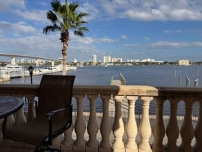 825 Ballough Rd, Daytona Beach, FL for lease Interior Photo- Image 1 of 4