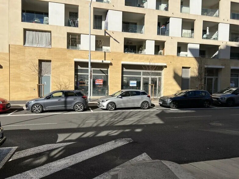 Retail in Aix-en-Provence for lease - Building Photo - Image 3 of 6