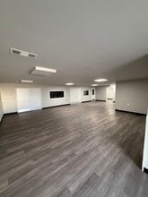 1663 Hickory Dr, Haltom City, TX for lease Interior Photo- Image 2 of 9