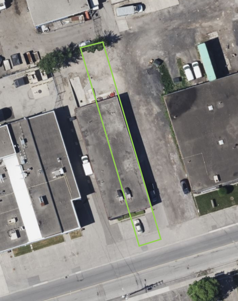 60-62 Advance Rd, Toronto, ON for sale - Aerial - Image 1 of 5