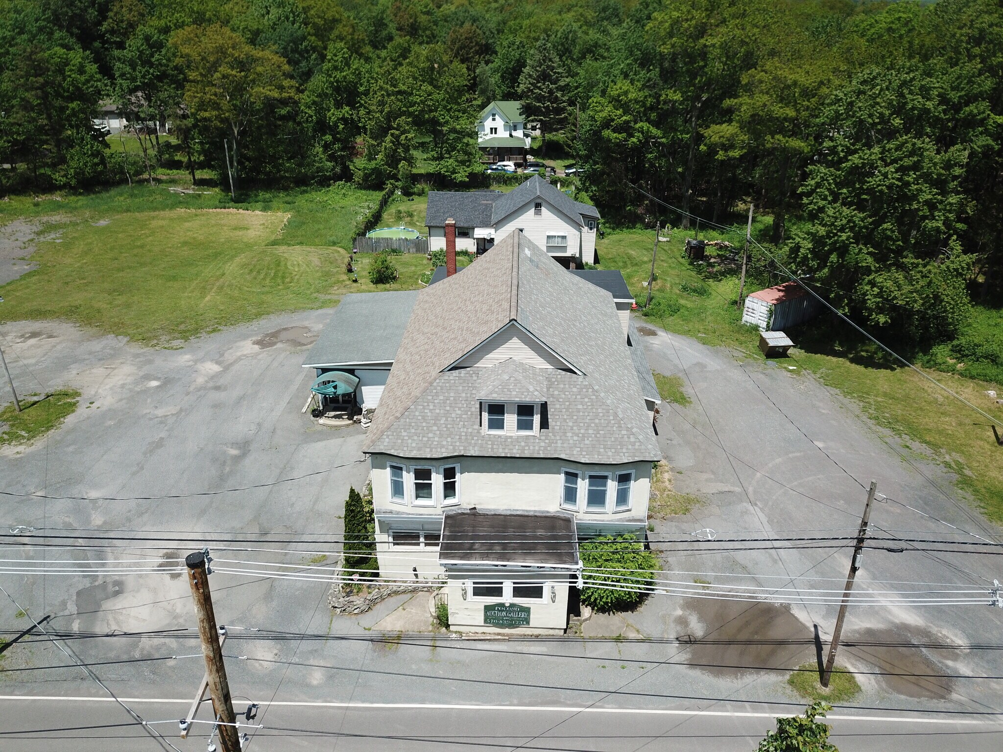210 Summit Ave, Pocono Summit, PA for sale Primary Photo- Image 1 of 1