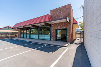 27016 Langside Ave, Santa Clarita, CA for lease Building Photo- Image 1 of 6