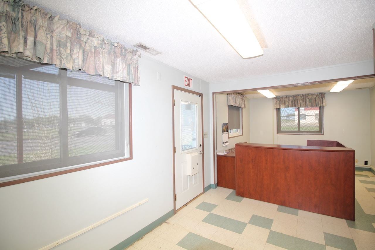 2012 W 6th Ave, El Dorado, KS 67042