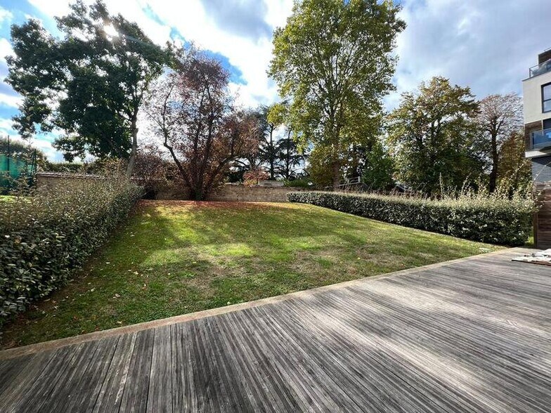 Multifamily in Rueil-Malmaison for sale - Other - Image 1 of 1