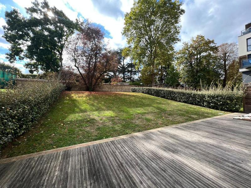 Multifamily in Rueil-Malmaison for sale Other- Image 1 of 2