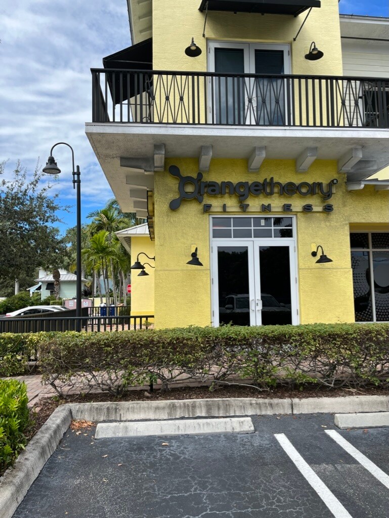 3100 S Federal Hwy, Delray Beach, FL 33483 The Shoppes at Latitude