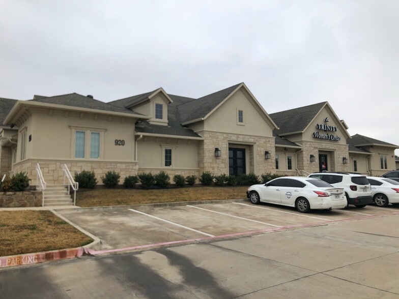 920 E Highway 67, Duncanville, TX for lease - Building Photo - Image 3 of 16