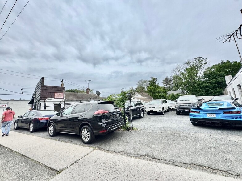 1969-1973 New York Ave, Huntington Station, NY for sale - Building Photo - Image 3 of 24