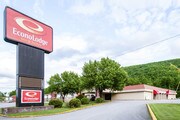Econo Lodge Inn & Suites Norton - Pub