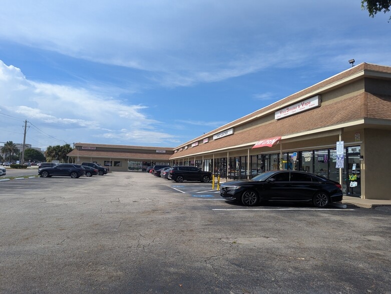 2700-2730 N State Road 7, Margate, FL for lease - Building Photo - Image 2 of 2