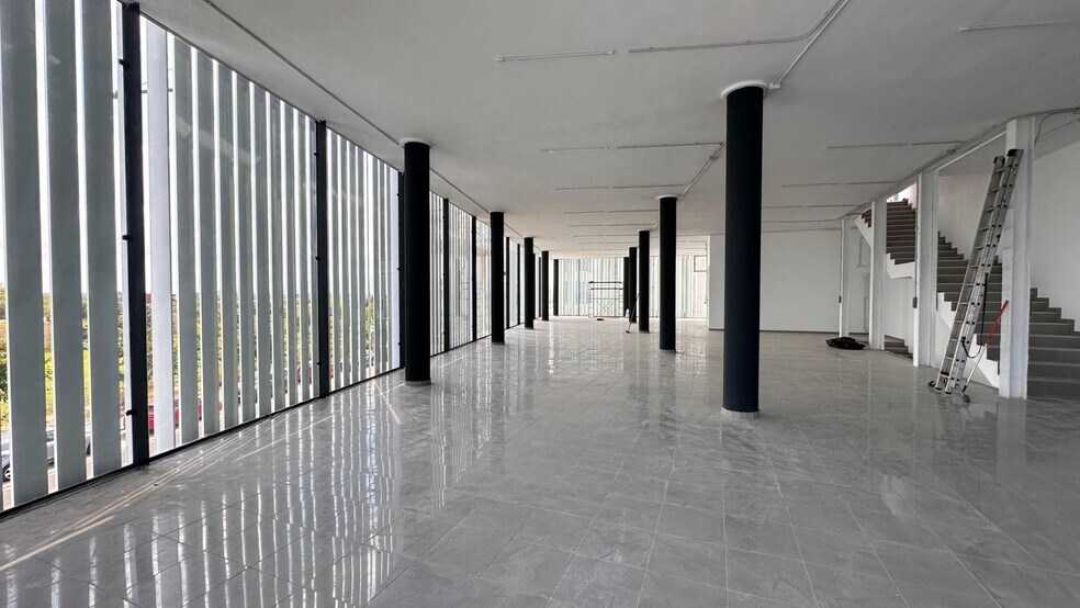 Industrial in Algemesí for sale - Building Photo - Image 1 of 48