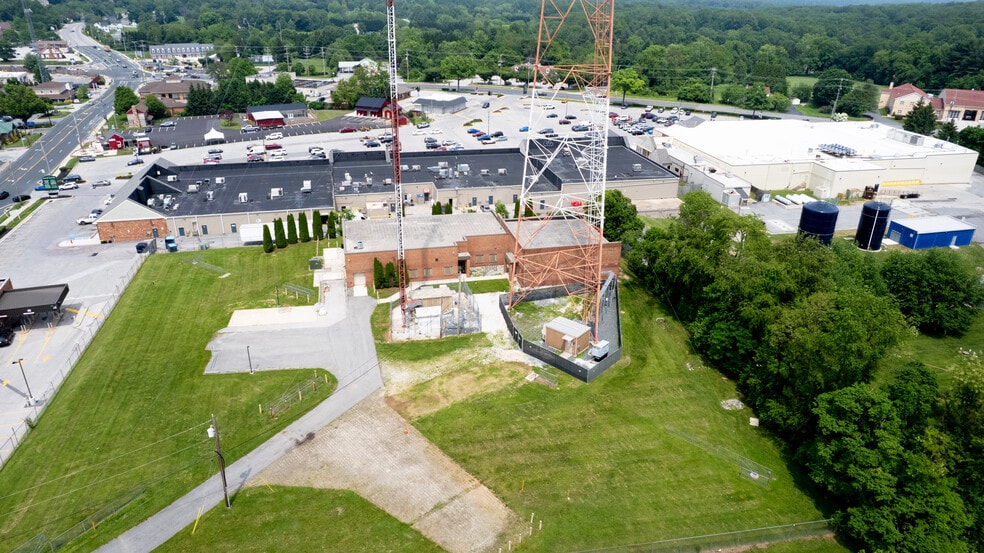 14209 Jarrettsville Pike, Phoenix, MD for sale - Primary Photo - Image 1 of 6