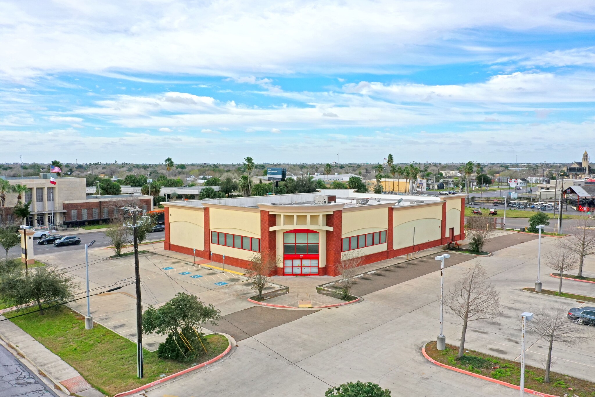 118 E Harrison Ave, Harlingen, TX for lease Building Photo- Image 1 of 10