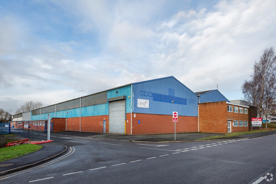 Third Ave, Kingswinford for sale - Primary Photo - Image 1 of 1