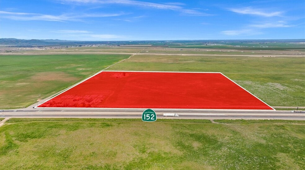 15930 Hilldale Ave, Gustine, CA for sale - Building Photo - Image 3 of 6