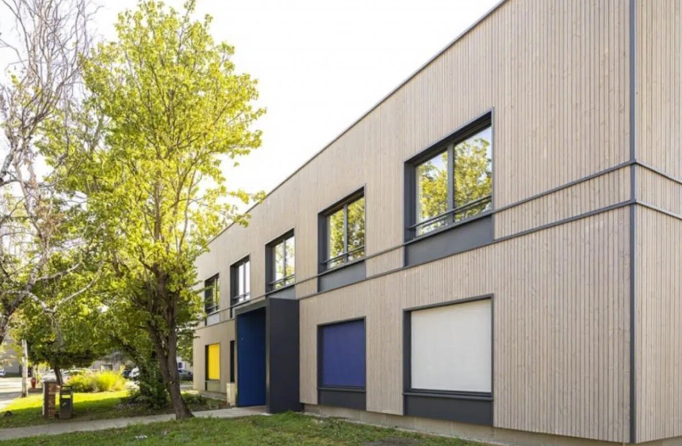 33 Avenue Du Docteur Georges Lévy, Vénissieux for lease Primary Photo- Image 1 of 7