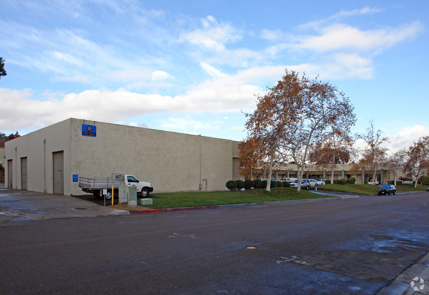 1452-1548 Fayette St, El Cajon, CA for lease - Building Photo - Image 2 of 9