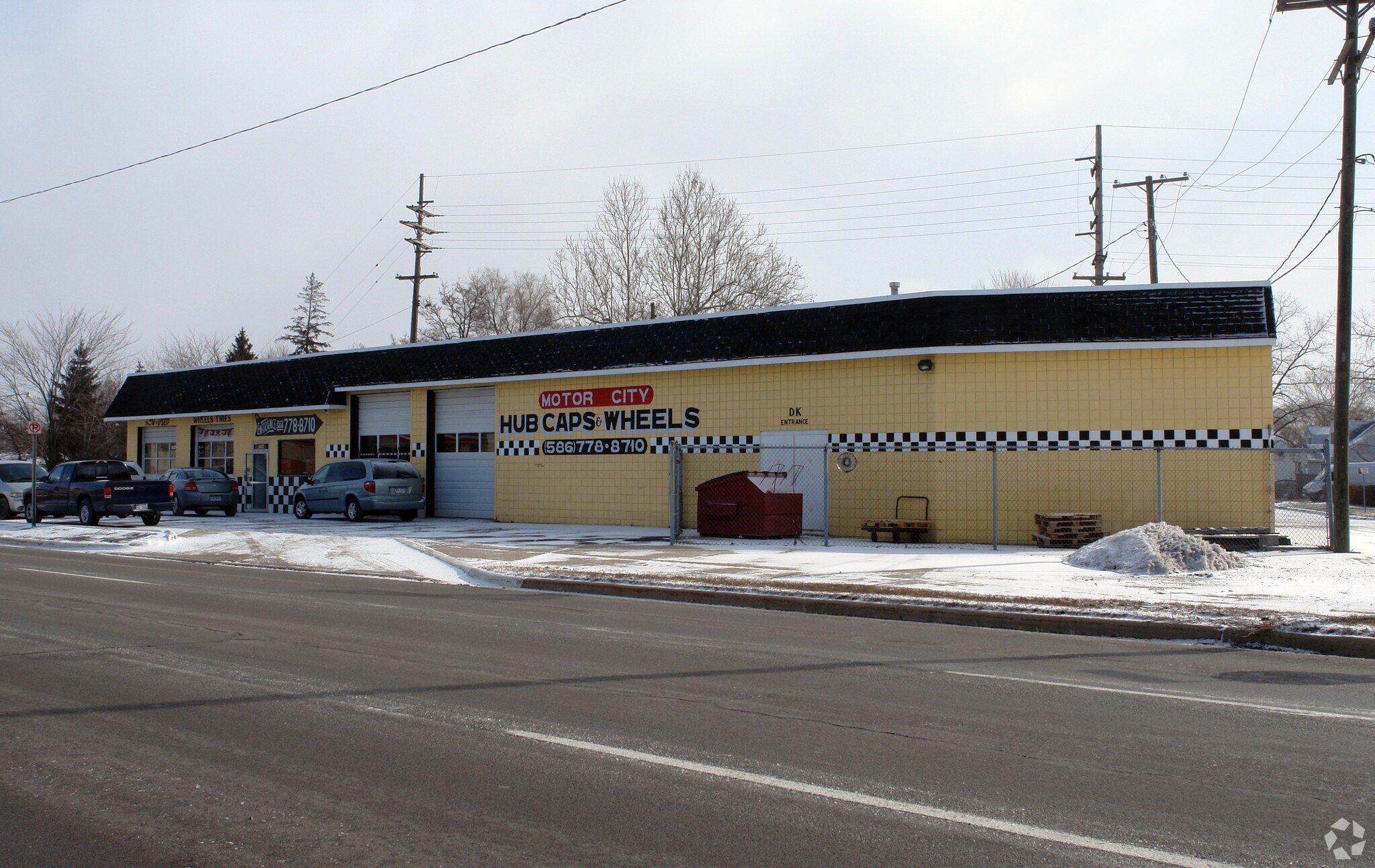 21424 Groesbeck Hwy, Warren, MI for sale Primary Photo- Image 1 of 1