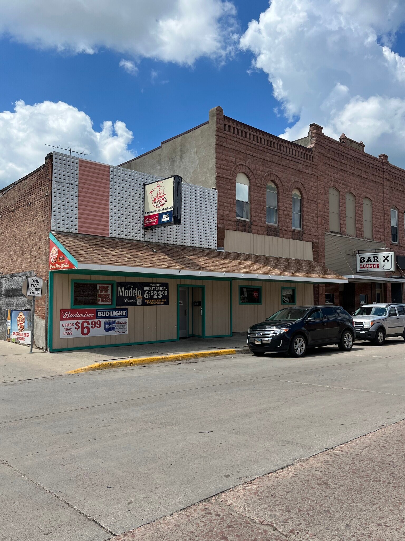 114 N Wind St, Flandreau, SD 57028 Flandreau Restaurant