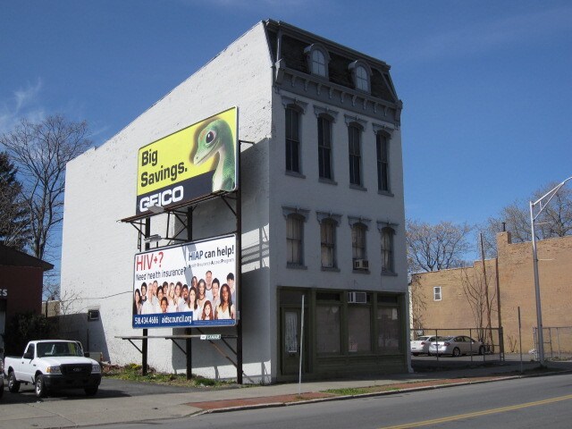 635 2nd Ave, Troy, NY for sale - Building Photo - Image 1 of 1