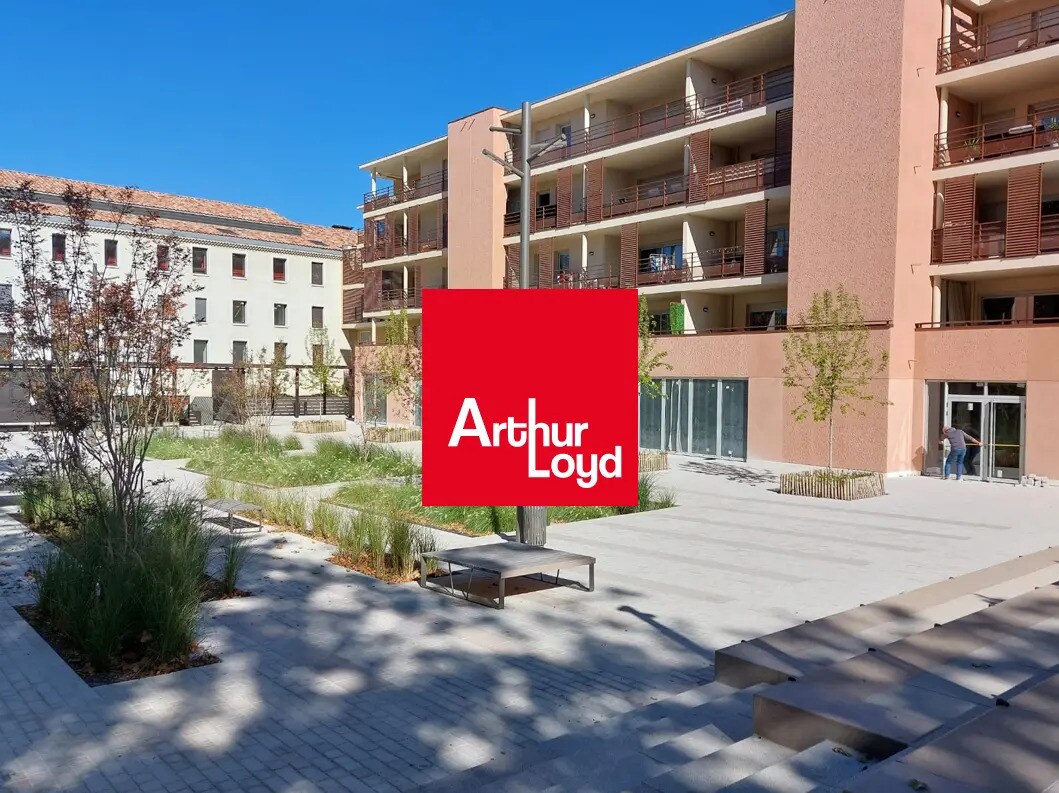 Retail in Brignoles for sale Building Photo- Image 1 of 8