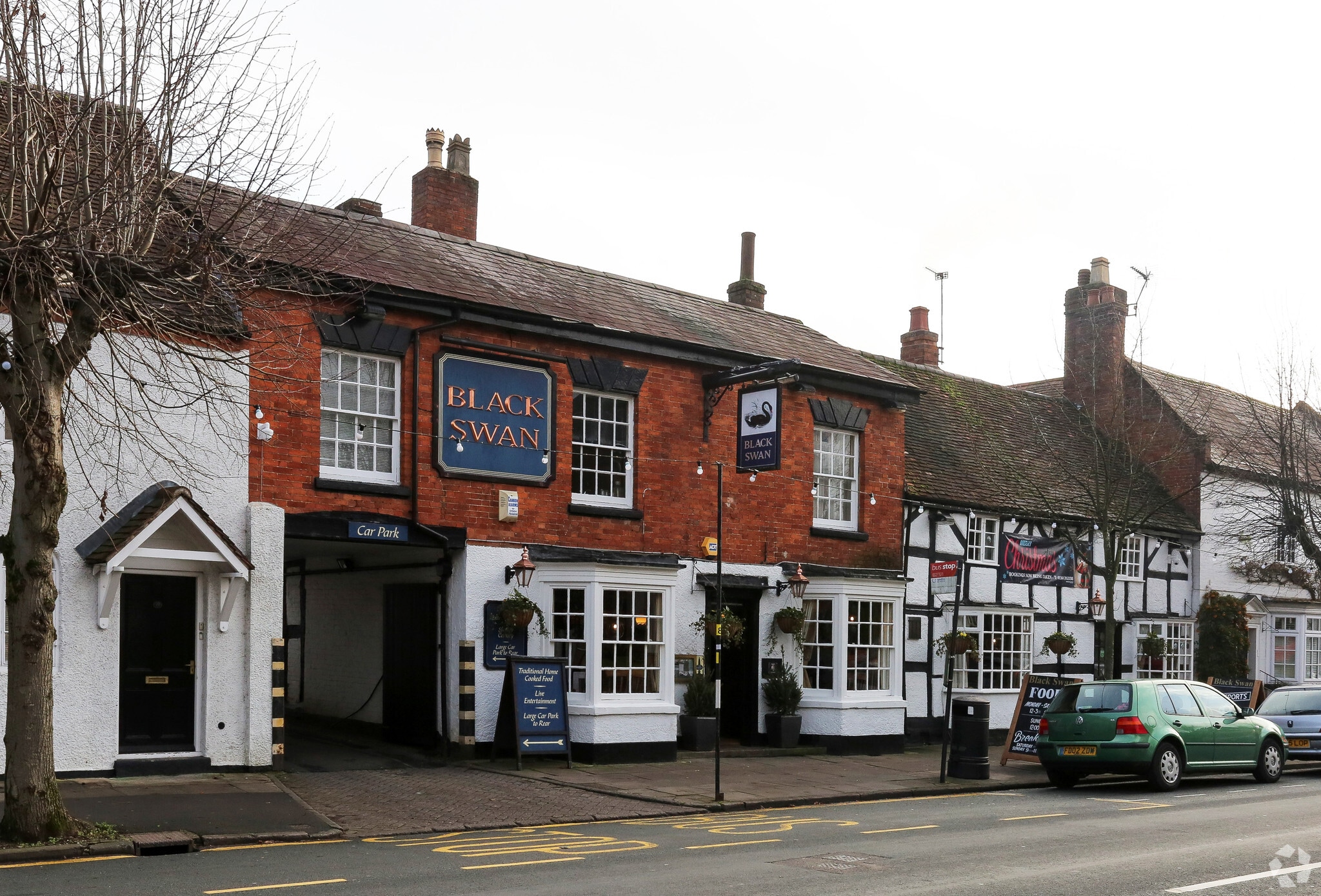 23 High St, Henley In Arden for sale Primary Photo- Image 1 of 1