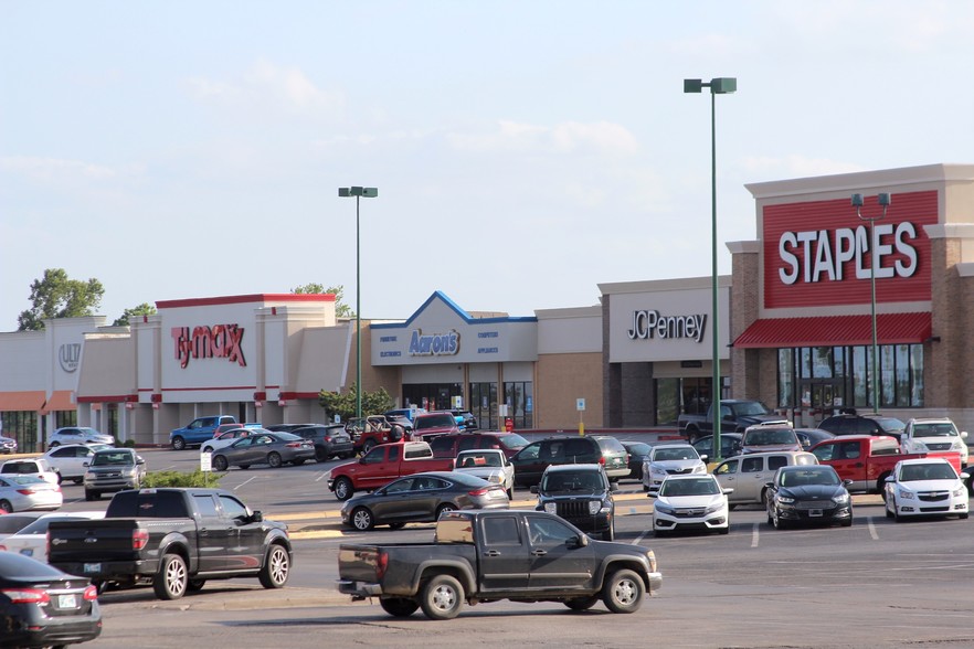 1211 N Commerce St, Ardmore, OK for sale - Building Photo - Image 1 of 1