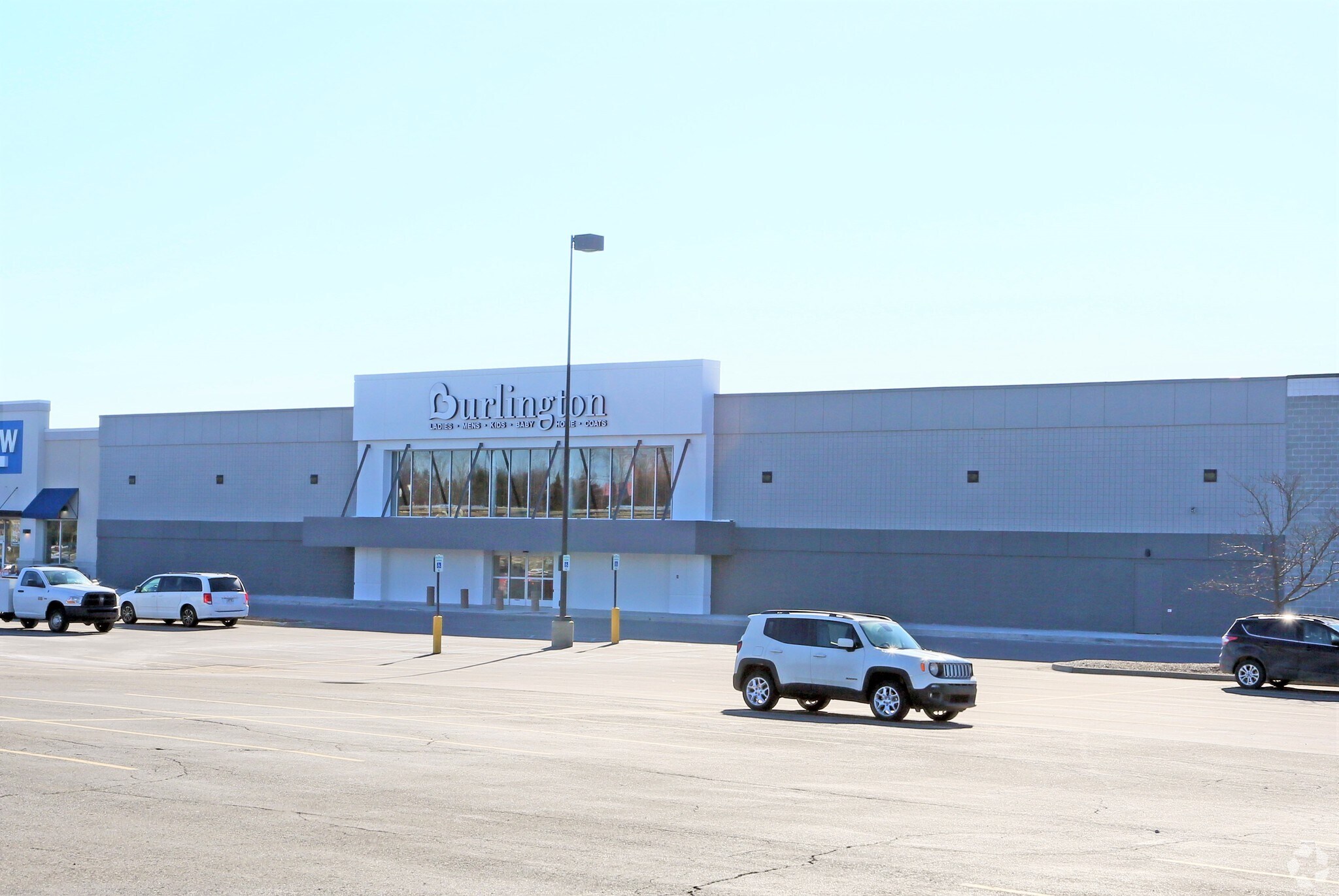 4095 Miller Rd, Flint, MI for sale Primary Photo- Image 1 of 1