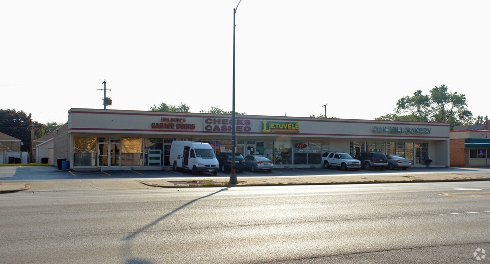5733-5747 S Harlem Ave, Chicago, IL for lease - Building Photo - Image 3 of 5