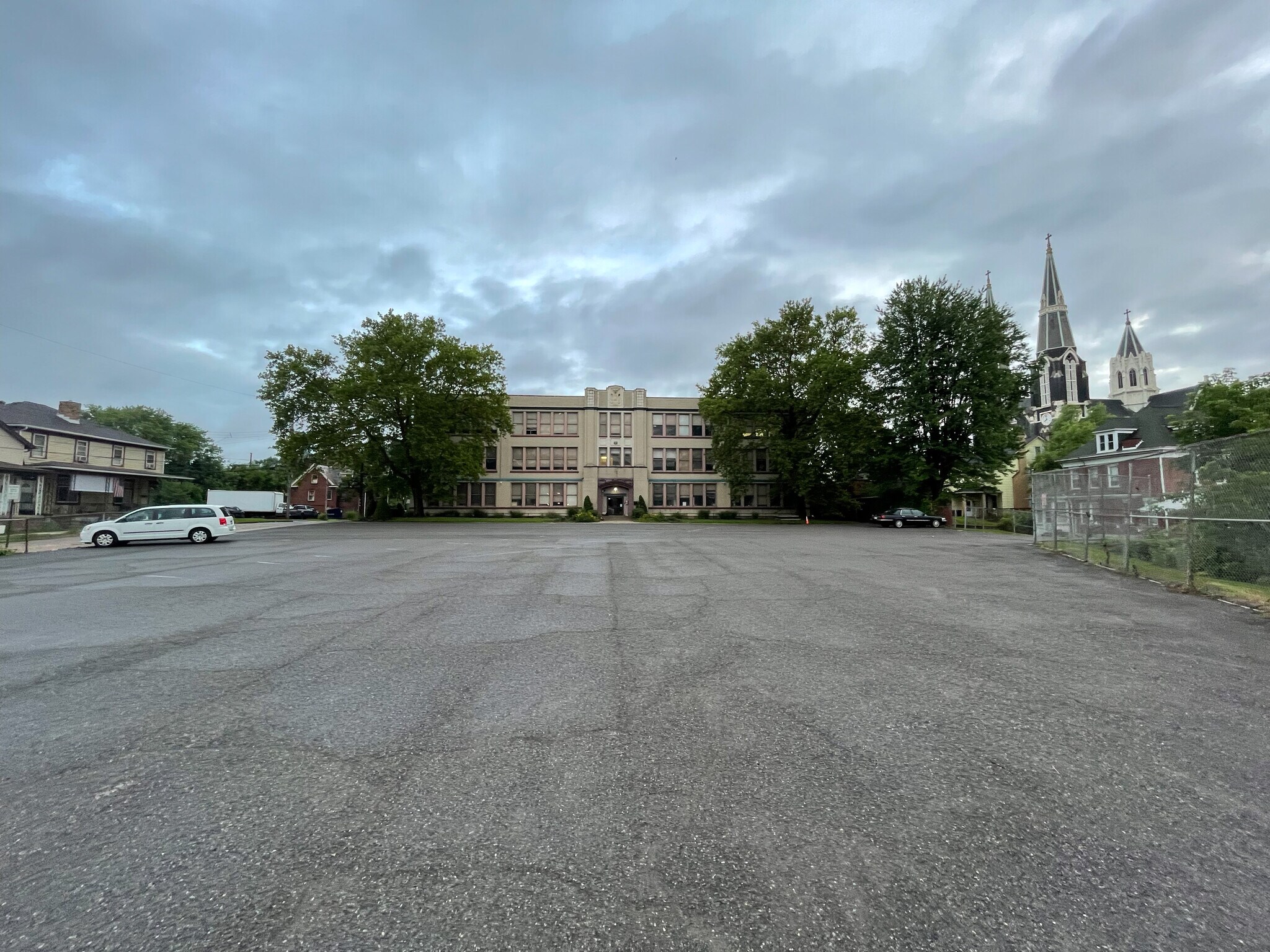 19 May Ave, McKees Rocks, PA for sale Primary Photo- Image 1 of 1