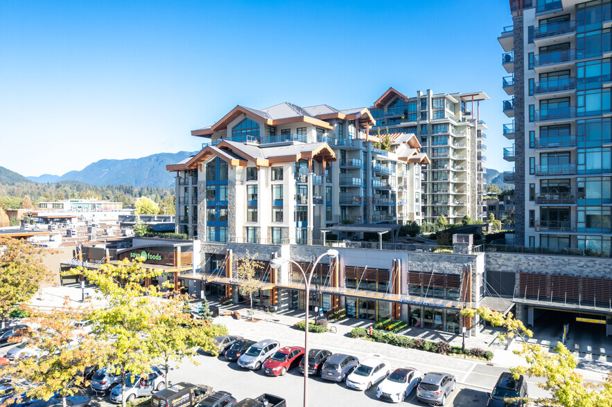 1199 Lynn Valley Rd, North Vancouver, BC for lease - Building Photo - Image 2 of 3