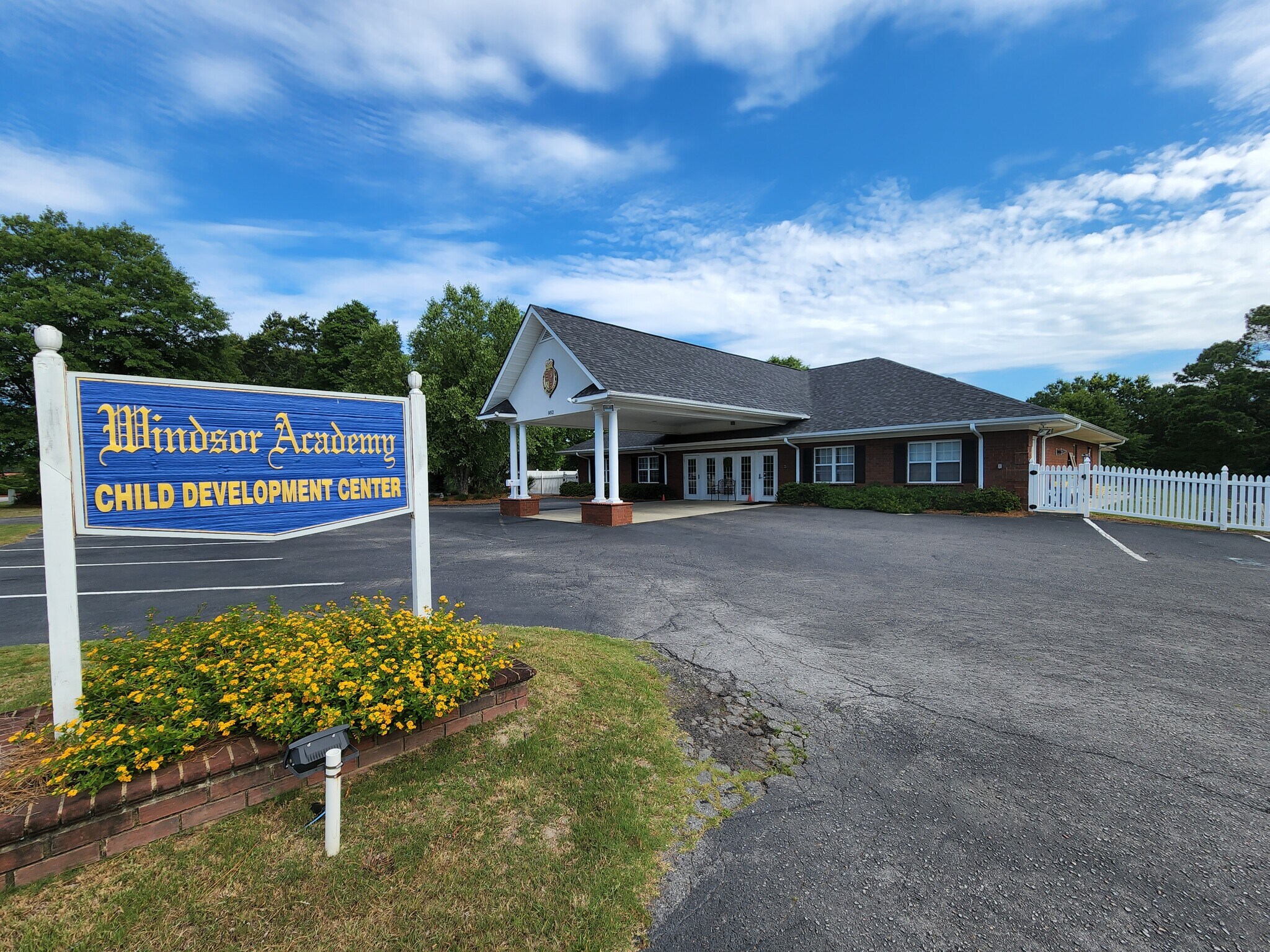 952 Old Cherokee Rd, Lexington, SC for sale Primary Photo- Image 1 of 1