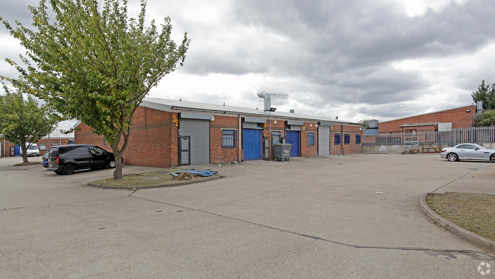 New Lydenburg St, London for lease - Building Photo - Image 1 of 2