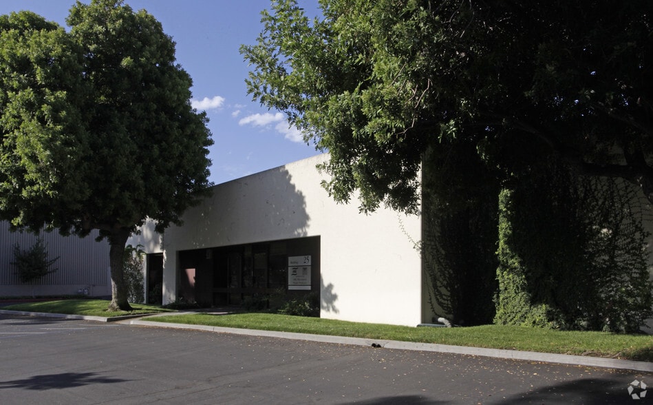 3350 Scott Blvd, Santa Clara, CA for lease - Building Photo - Image 2 of 13
