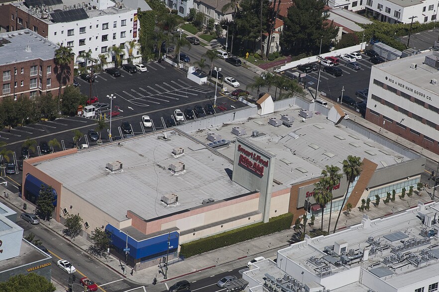 5575 Wilshire Blvd, Los Angeles, CA for lease - Building Photo - Image 3 of 7