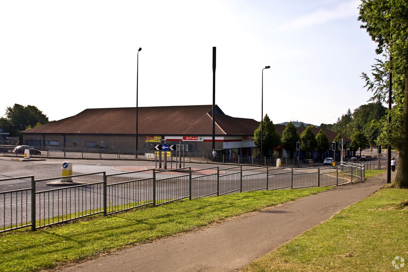 77 Macalpine Rd, Dundee, ANS DD3 8RE Retail for Lease