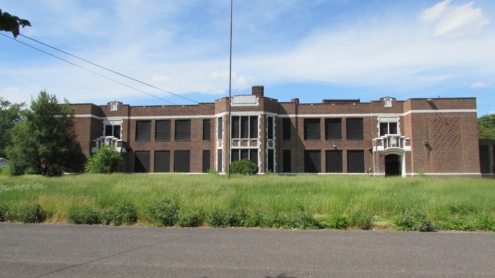 20710 Pilgrim St, Detroit, MI for sale - Primary Photo - Image 1 of 7