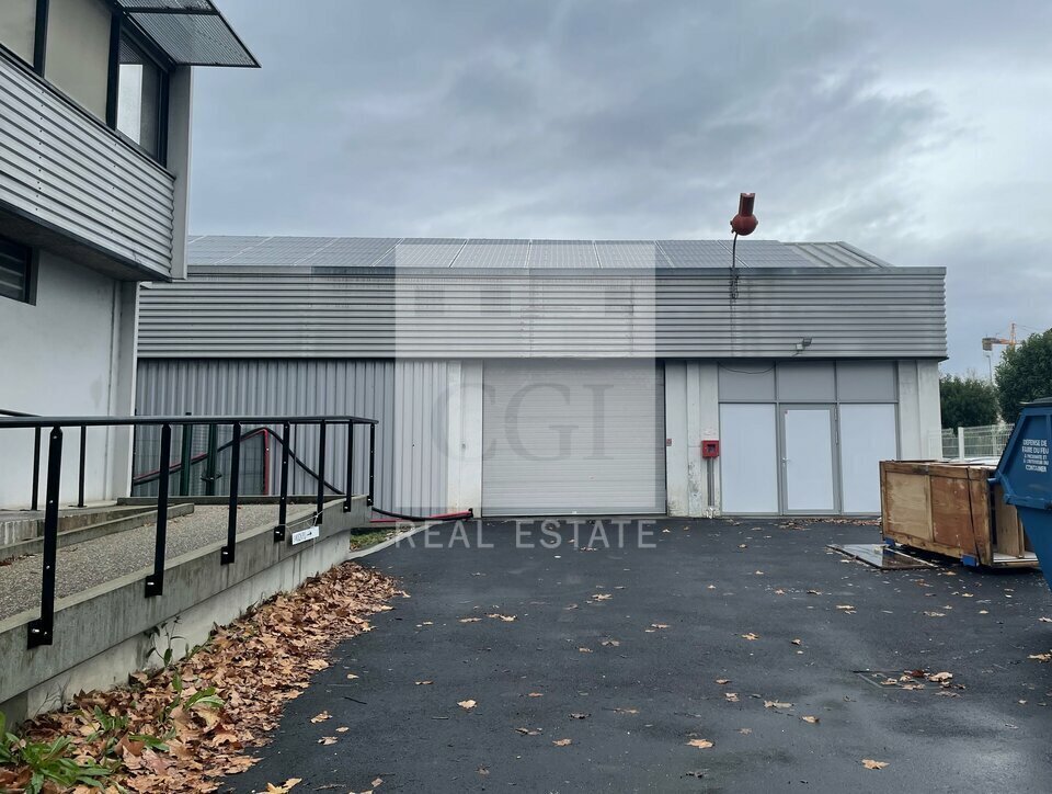 Flex in SAINT-MARTIN-D'HERES for lease Building Photo- Image 1 of 5