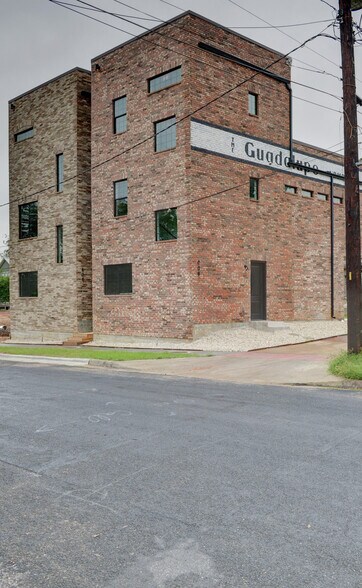 808 Lydia St, Austin, TX for sale - Primary Photo - Image 1 of 1