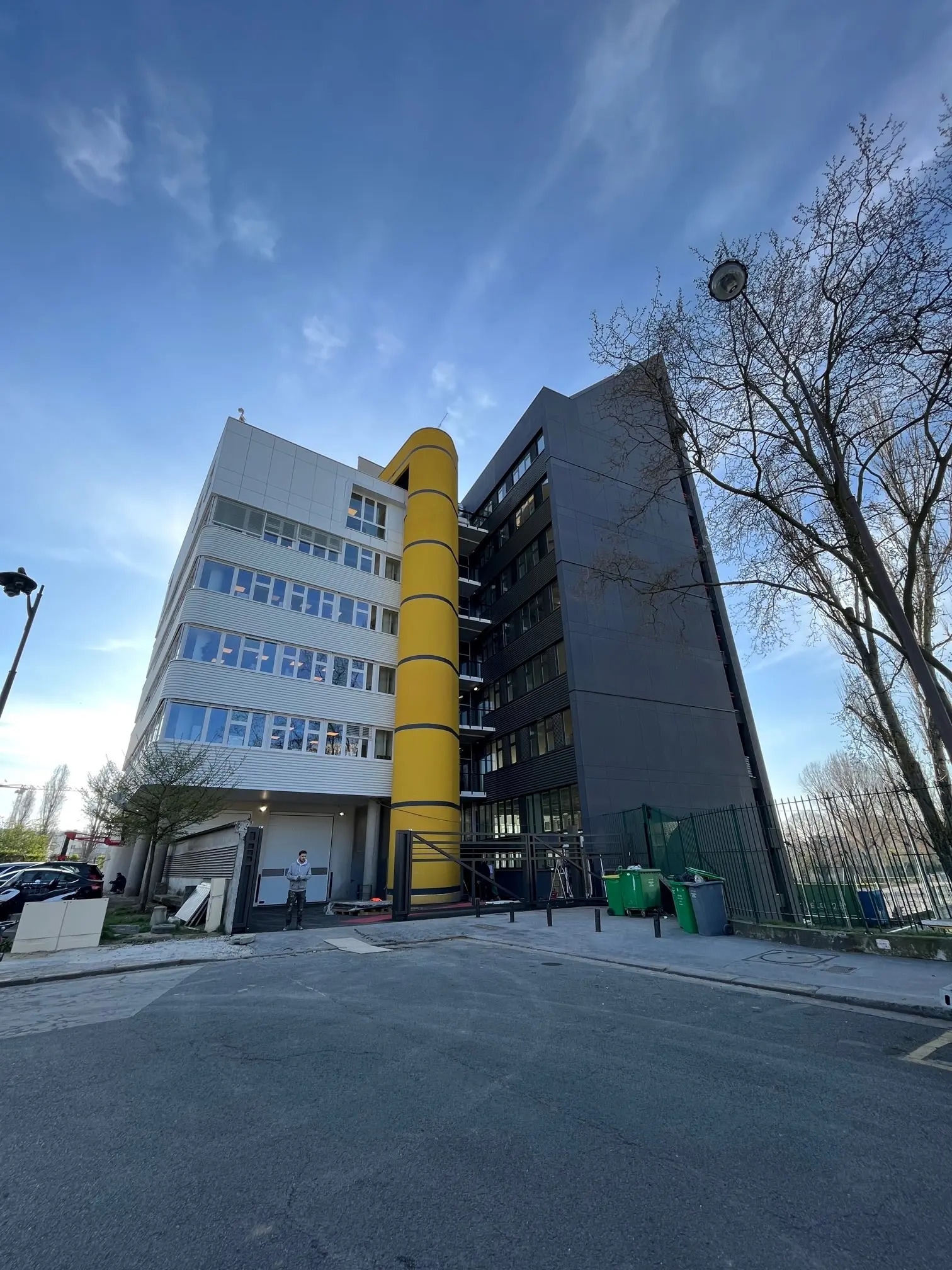 26 Rue Serpollet, Paris for lease Building Photo- Image 1 of 3