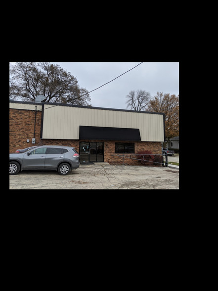 9400 W National Ave, West Allis, WI for sale - Building Photo - Image 1 of 1