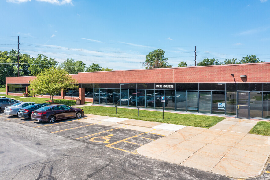 7780 Office Plaza Dr S, West Des Moines, IA for sale - Building Photo - Image 3 of 8